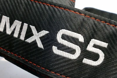 Panasonic Lumix S5 Shoulder Camera  Strap 3.5cm wide II X - Genuine OEM - Image 1 of 4