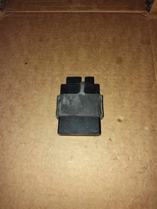 OEM SUZUKI 1998-2003 32900-08F20 GSX600 MONTAJE ENCENDEDOR CDI - Imagen 1 de 9