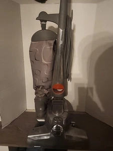 KIRBY SENTRIA G10D Self Propel Upright Vacuum Cleaner W/ Extras TESTED - Bild 1 von 9