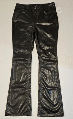 Pantalones Forever 21 para mujer negros de imitación de cuero talla grande acampanados largos fondo nuevo con etiquetas Foto 1 de 4