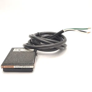 Linemaster T-91-SC3A Treadlite II Fußschalter SPDT 125VAC 15A 1/2PS NEMA1 *Stecker* - Bild 1 von 4