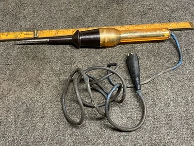 Testador de circuito vintage Ken-Tool 12v Light up nº. B-109 EUA baquelite testado funciona - Imagem 1 de 4