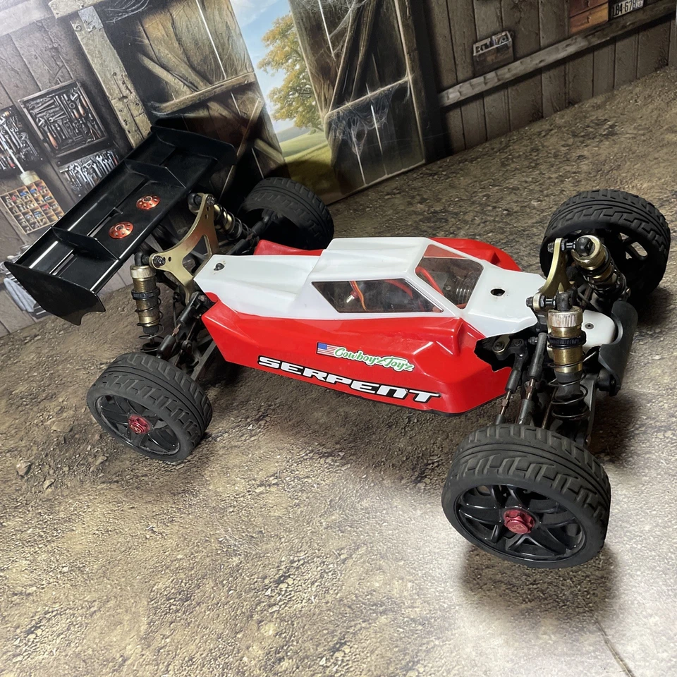Serpent 811e Buggy RC - Image 1 of 4