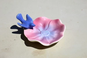 VINTAGE ROYAL COPLEY BLUE BIRD ON PINK FLOWER TRINKET DISH EXCELLENT CONDITION - Picture 1 of 3