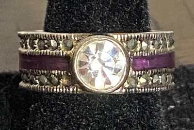 Anillo vintage Monet circonita cúbica transparente - marcasita y esmalte púrpura rojizo talla 6 Foto 1 de 4