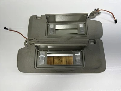 Оригинальные солнцезащитные козырьки для водителя и пассажира Cadillac CTS 2014-2019 годов выпуска - Изображение 1 из 4