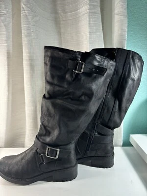 Torrid Knee High Black Distressed Tall Boots 7.5W, Wide Calf Biker Boots - Изображение 1 из 4
