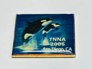 Spilla TNNA National NeedleArts Association Needlepoint Convention San Diego 2006 - Foto 1 di 2