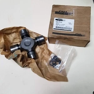 FOR CNH NEW HOLLAND 8440593 KIT SPIDER ASSEMBLY U-JOINT 34.92mm Cap Dia - Picture 1 of 5