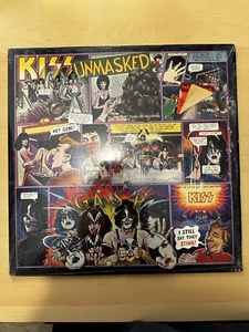 Kiss - KISS UNMASKED w/Poster Casa Blanca Records (NBLP-7225) LP 33 Vinyl NM/NM - Picture 1 of 7