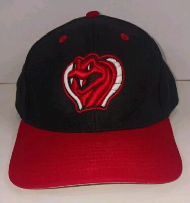 Gorra de béisbol Pacific Headwear roja/negra ajustada talla L-XL  Foto 1 de 4