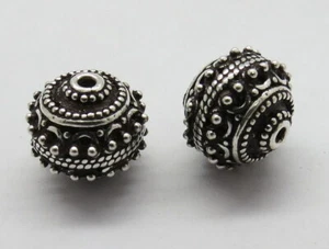 2 Pieces 925 Sterling Silver Beads Bali Silver Ornate Beads 12mm Round Handmade - Picture 1 of 3