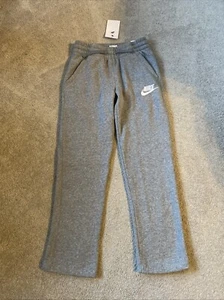 Nike Boys Sweatpants kid standard fit Grey Size M Straight Leg 7” Hem Width NWT - Picture 1 of 17