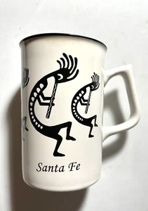 Kokopelli Tänzer mit Flöten Keramik Kaffeebecher schwarz-weiß - Santa Fe - Bild 1 von 5
