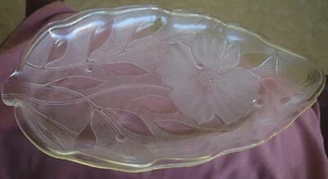 Pretty Vintage Lead Crystal Glassware Serving Platter * Dream Poppy Design. - Picture 1 of 13
