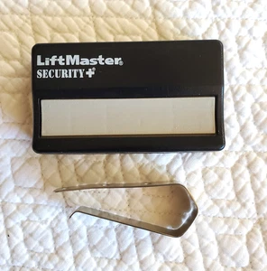 Telecomando apriporta garage Lift-Master 971 LM-HBW1241 con clip visiera - Foto 1 di 2