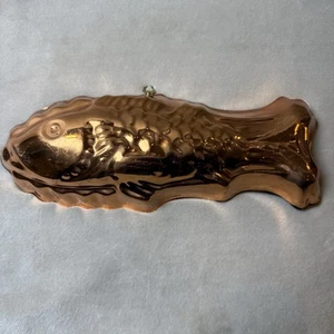 STRAIGHT FISH JELLO MOLD CAKE PAN 12” Kitchen Wall Hang Decor Copper Tin VINTAGE - Picture 1 of 7