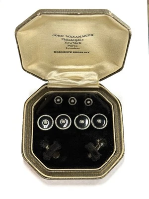 JUEGO VINTAGE EN CAJA DE TACHUELAS CAMISA KREMENTZ Negro Esmalte Y PERLA Foto 1 de 4