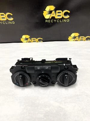 Conjunto de control de temperatura climático Volkswagen Rabbit 2006-2008 Foto 1 de 4