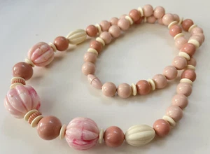 Vintage Lucite Graduated Necklace Cream and Pink Marbled Cotton Candy - Picture 1 of 4
