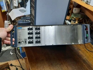 Guter Auerswald COMmander Basic 2 19" TK Anlage, 230V + Griff - Bild 1 von 12