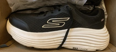 Skechers Women's Size 10 Max Cushioning Endeavour Sneakers Black/White - Image 1 of 4