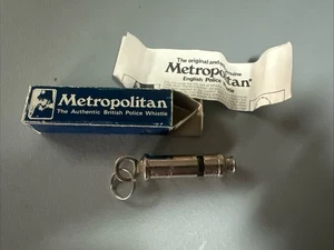 Authentic British - Metropolitan Police Whistle no.15 - Picture 1 of 1