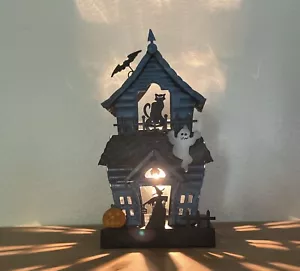 Scentsy Haunting Good Time Wax Warmer House Halloween Ghost Bat Cat-RETIRED - Picture 1 of 13