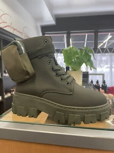 Stivaletti stringati suola grossa verde donna - Foto 1 di 4