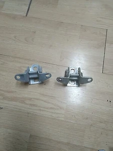 2005 DODGE NEON SXT Front Door Hinge Upper & Lower Hinge Left or Right Side  - Picture 1 of 3