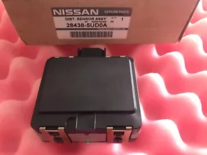 2018 2019 Nissan Sentra Distance Radar Sensor 28438-5UD0A - Picture 1 of 4