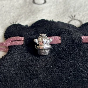 Pandora - Free Hugs Cactus Moments Charm - Picture 1 of 3