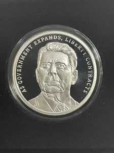 Ronald Reagan 2022 Prueba Escudo de Plata Ronda Serie President - Mini De Colección - Imagen 1 de 7