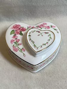 Wade Pink Rose Lidded Heart Trinket Box - Picture 1 of 8