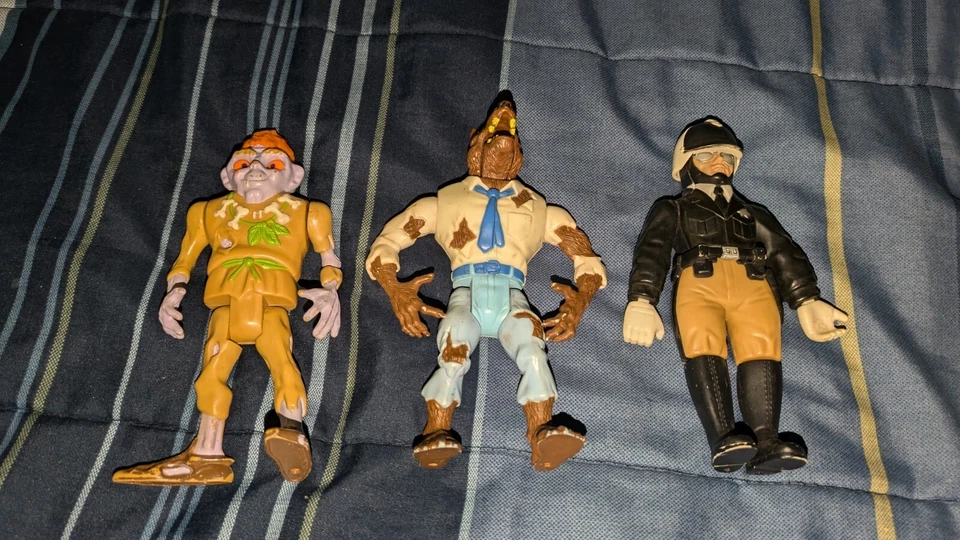 The Real Ghostbusters Lot Wolfman Zombie X Cop Monster Figure Kenner 1989 - Image 1 of 2