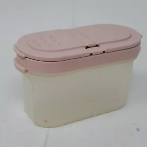 1 Tupperware Sale e Pepe Spezie Shaker Rosa Modulare Compagni 1843 Vintage - Foto 1 di 11