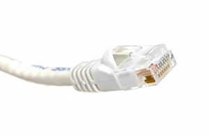 0,5 Fuß CAT6 Ethernet Patchkabel weiß RJ45 550 Mhz UTP 0,15 M - Bild 1 von 1