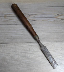 Thos (Thomas) Ibbotson & Co Cast Steel Wood Handled 3/4 Inch Gouge Chisel - Picture 1 of 13