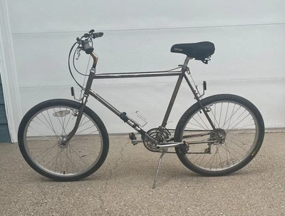 Schwinn Sierra Mountain Bike, 1980s Vintage Very Good - Image 1 of 4