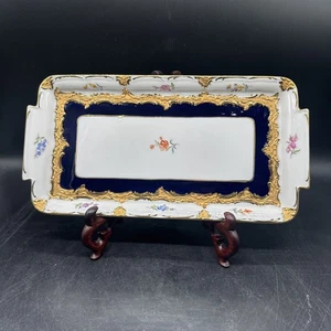 Meissen Platte , B-FORM KÖNIGSBLAU GOLDBRONZE, Gestreute Blumen-A2.4 - Bild 1 von 15