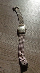 RELOJ PULSERA COLECCIONABLE PARA HOMBRE BULOVA 10KT LAMINADO EN ORO 7 JOYAS TONO DORADO FUNCIONA - Imagen 1 de 5