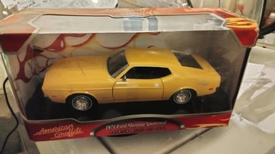 Motor max Premium (American Graffiti) 1:24 "1971 Ford Mustang Sportsroof" *Ylw - Image 1 of 4