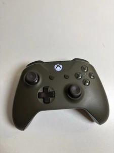 Microsoft Xbox One Wireless Controller Model 1708 Olive Green - Picture 1 of 9