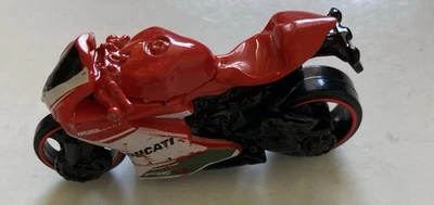 Motocicleta fundida a presión Hot Wheels HW Moto Ducati 1199 Panigale. Foto 1 de 4