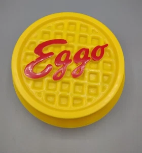 Eggo Expand-O Expandable Freezer Container Holds 10 Waffles Storage Yellow USED - Picture 1 of 9