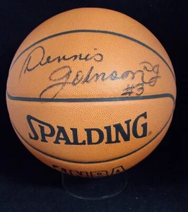 Dennis Johnson signiert Spalding offizielles Spiel Basketball JSA authentifiziert - Bild 1 von 3