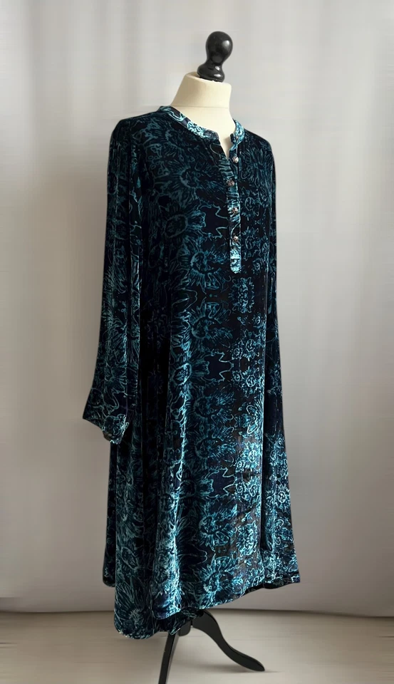 WALL LONDON Beautiful Silk Mix Velvet Relaxed A-Line Dress Size XL 44" Chest - image 1 of 4