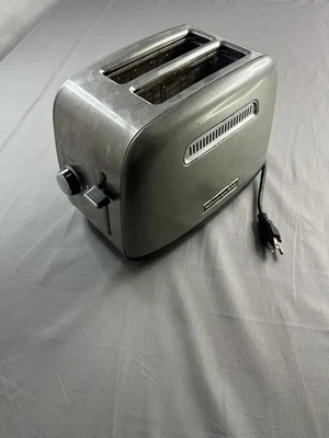 Kitchenaid RKMT2115CU 2-Slice Toaster with Manual High-Lift Lever (Used) - Image 1 of 4