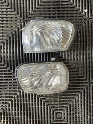 Комплект угловых ламп для подтяжки лица SUBARU Impreza GC8 GF8 WRX - Изображение 1 из 4