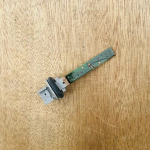 Genuine Mercedes OEM W177 C118 A45s temperature sensor in cabin A0009058306 - Picture 1 of 8